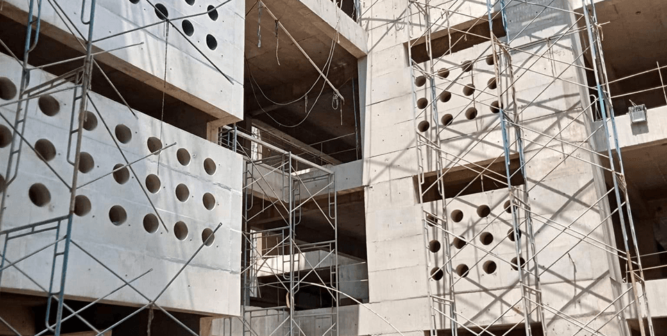 Ahsanullah University of science and technology dormitory building view 3